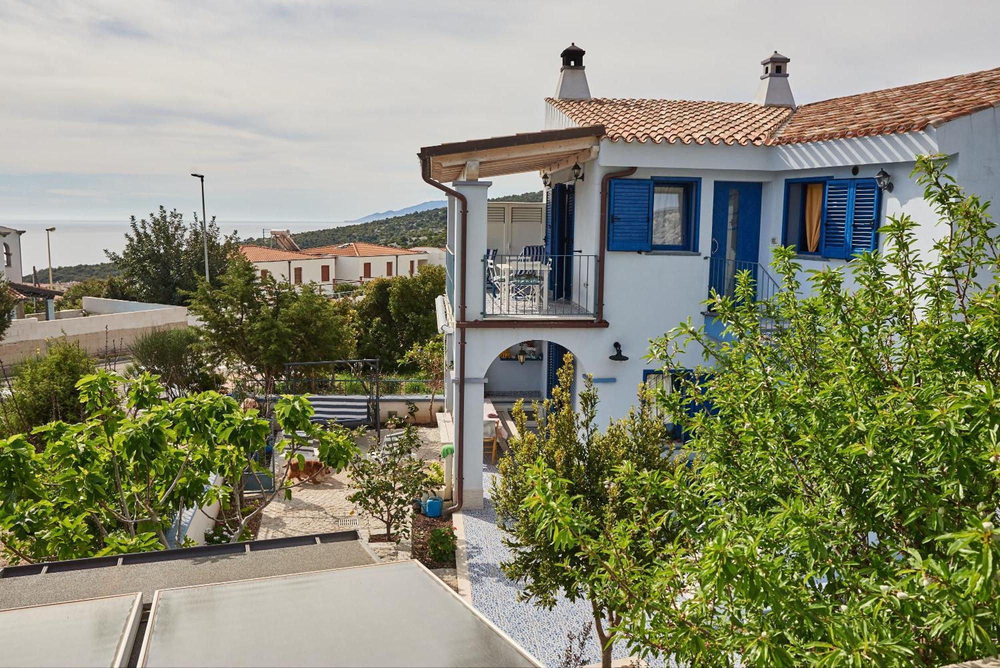 Casa Azzurra Lejlighed Cala Gonone Eksteriør billede